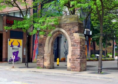 McGill St Arch